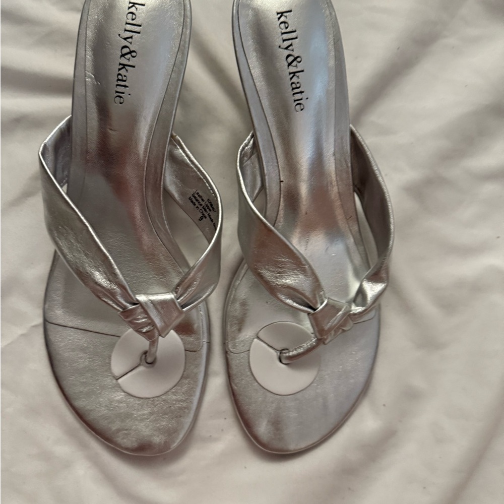 Kelly & Katie Metallic Silver Sandals
